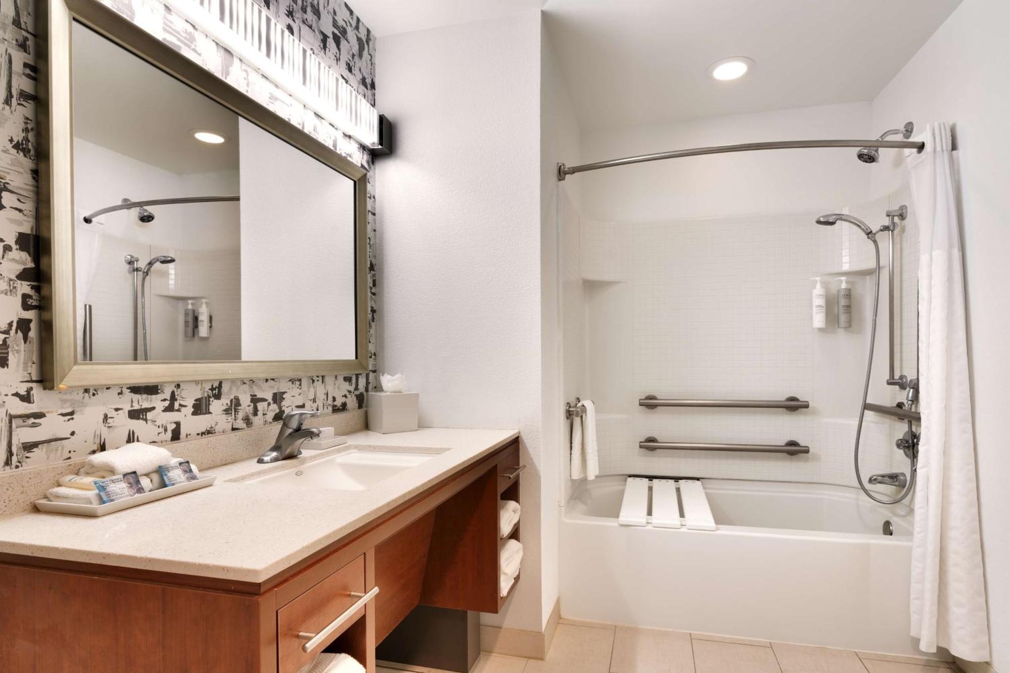 Home2 Suites By Hilton Houston Katy Exterior photo